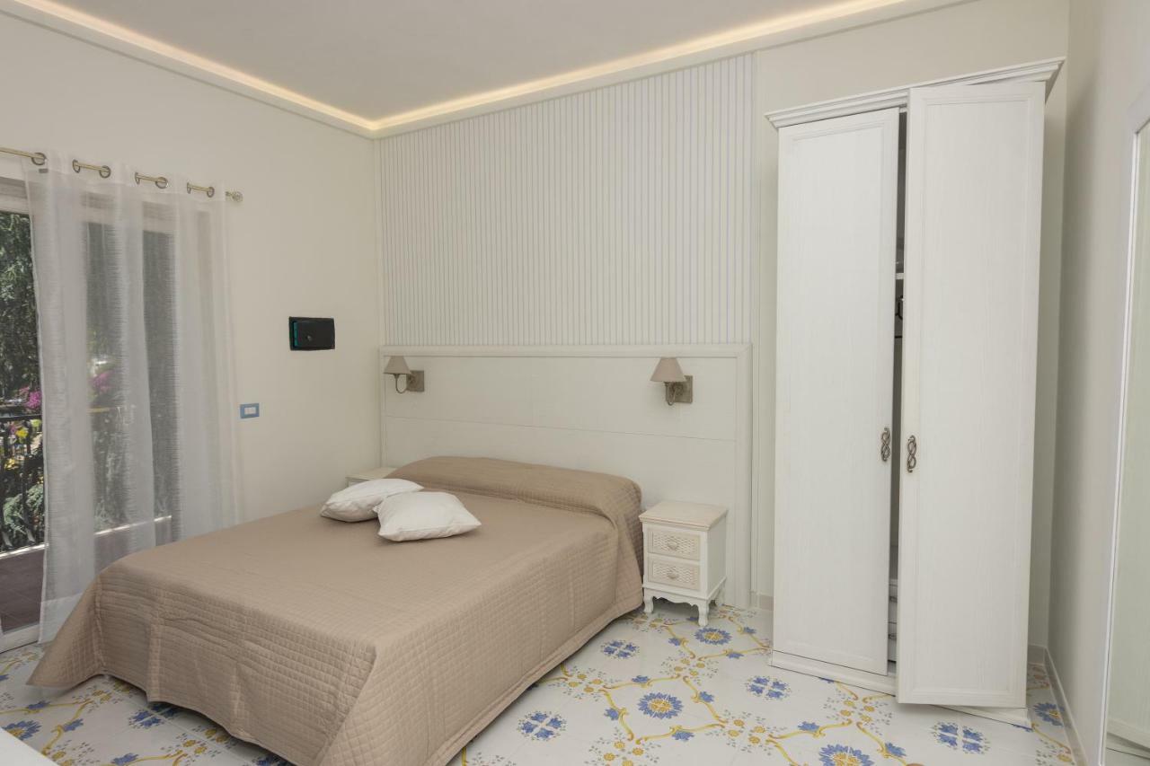 Ambra Sorrento Suites Short Rent Ngoại thất bức ảnh